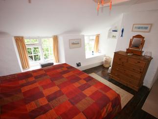 The Cob Holiday Cottage