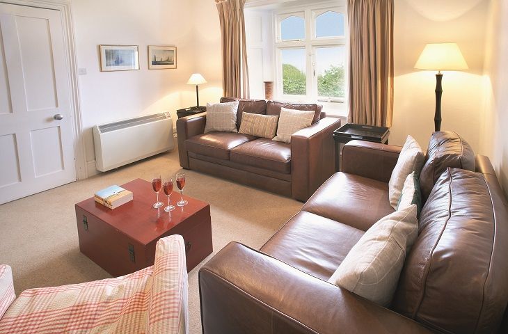 Gurnard Cottage is located in Yarmouth and surrounding villages