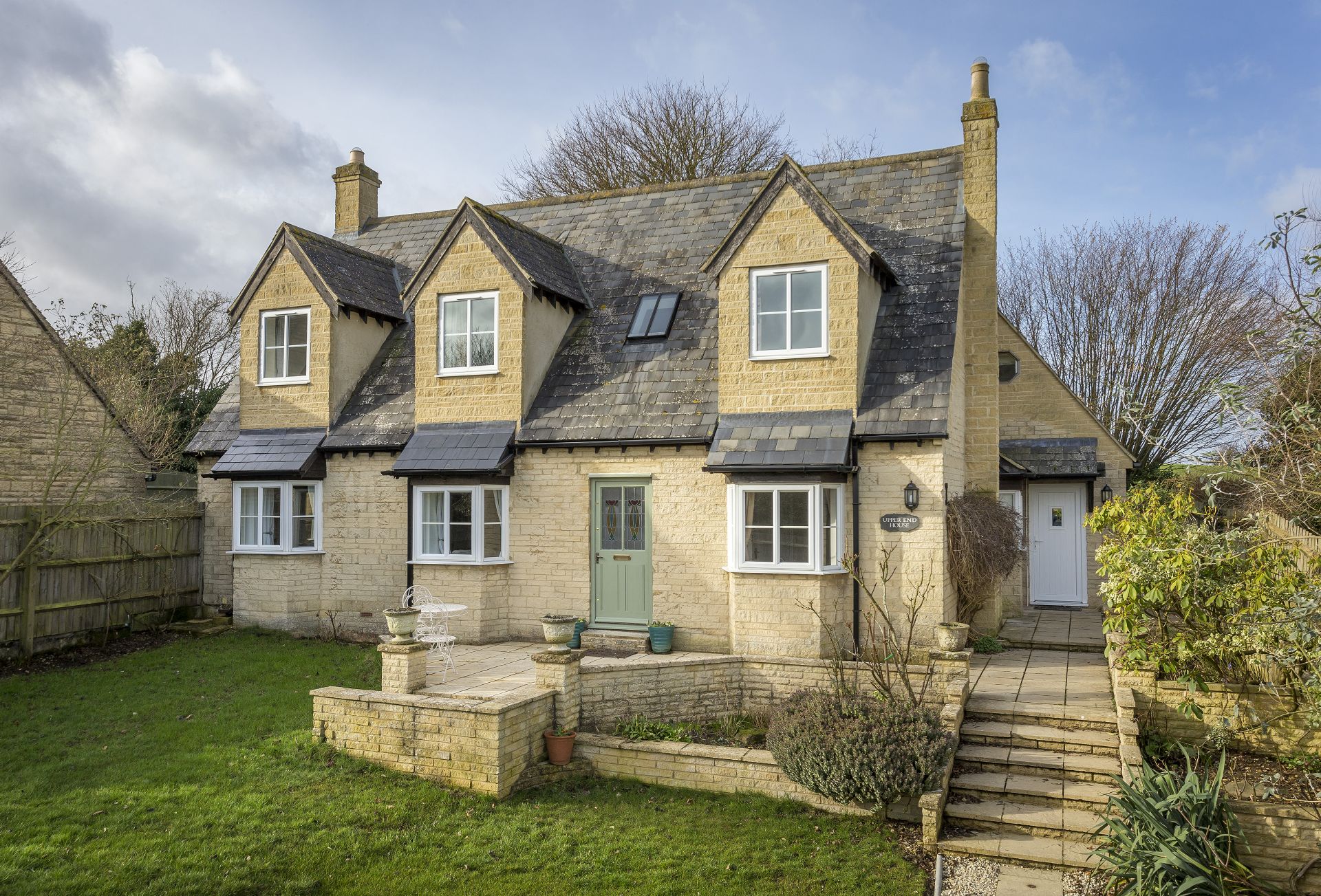 Upper End House is located in Shipton-under-Wychwood