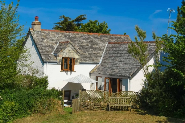 Barn Cottage, Rosecare is located in Crackington Haven