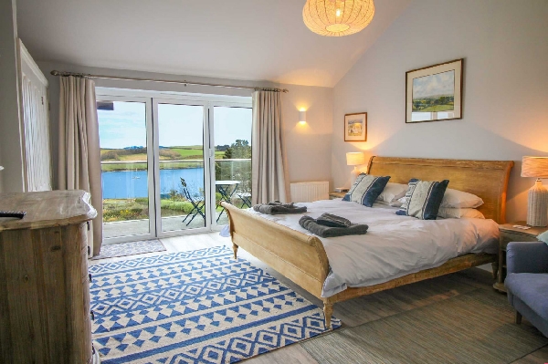 Long Commons is in St Mawes, Cornwall