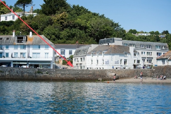 Seaspray is located in St Mawes