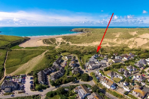 Romany Rye is located in Holywell Bay