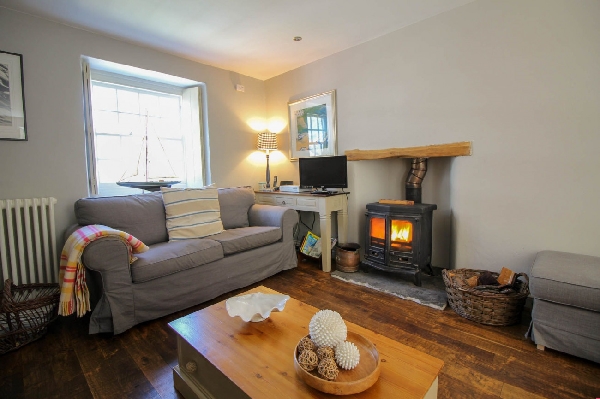 Bay Cottage is located in Portloe