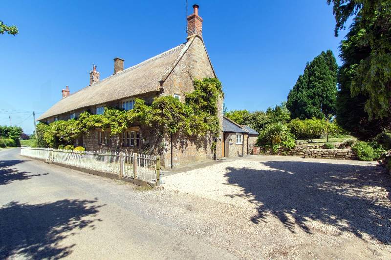 Atherstone Farm Cottage, Dillington Estate sleeps 4