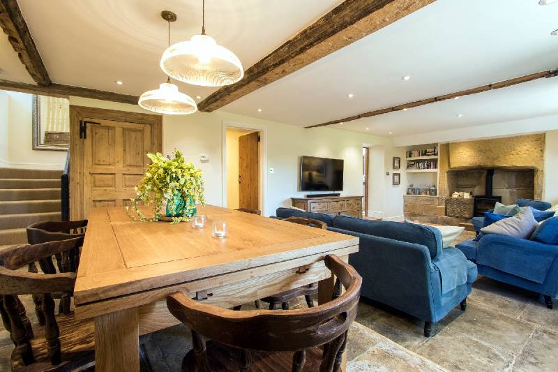 Atherstone Farm Cottage, Dillington Estate price range is 670 - £ 2464