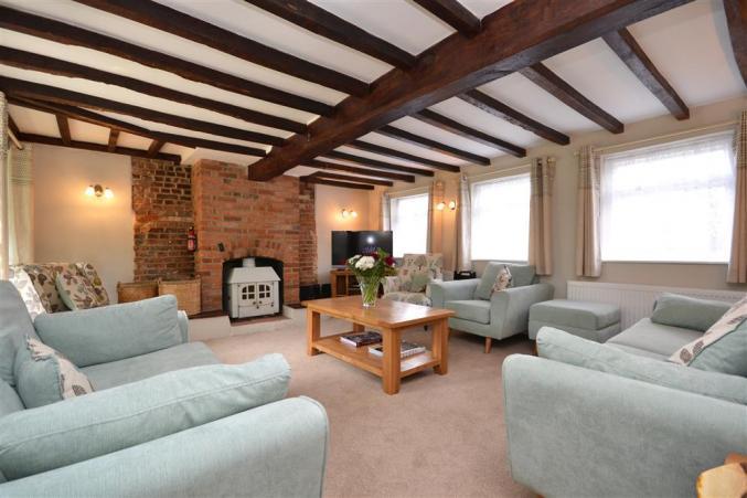 Beck Cottage is located in Fordingbridge