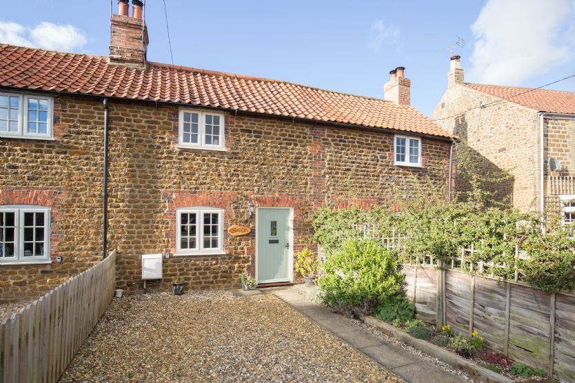 Sloe Gin Cottage is located in Heacham