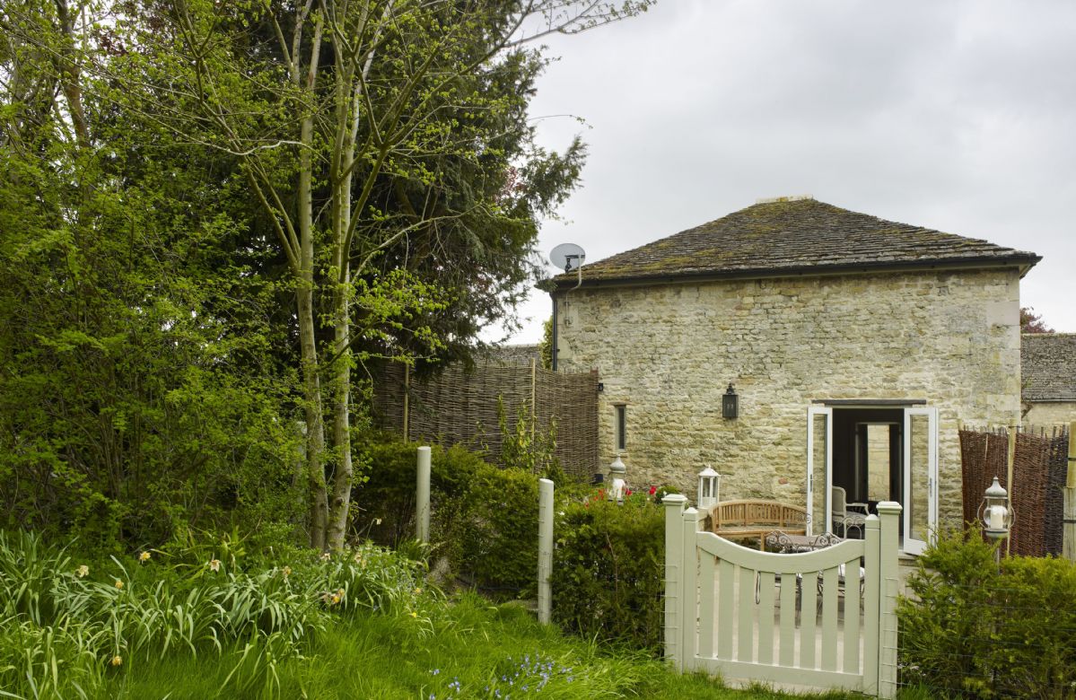 Rectory Cottage is located in Tinwell