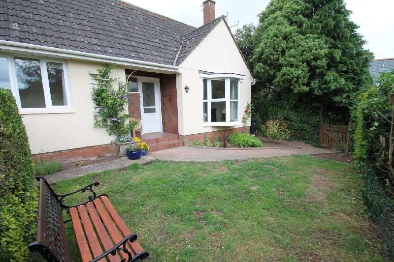 Number 4 St Georges a holiday cottage rental for 4 in Dunster, 