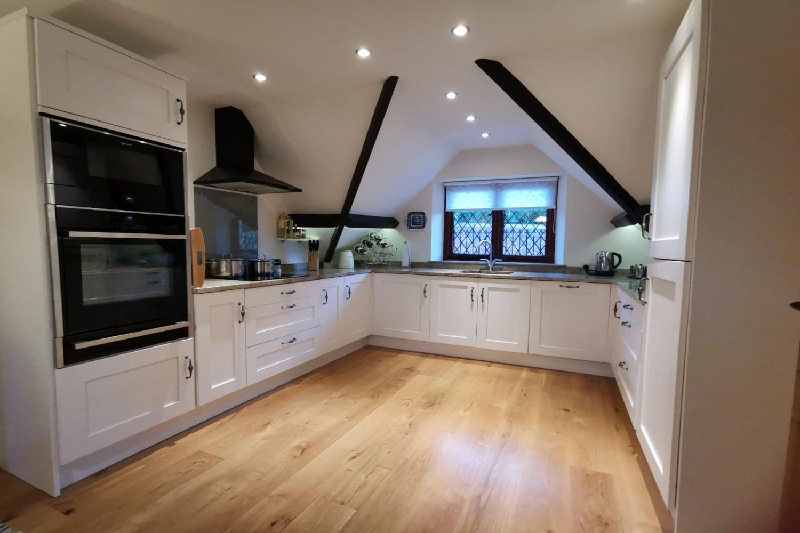 Two Grooms Cottage a holiday cottage rental for 6 in Dunster, 