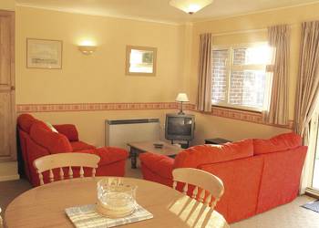 Broadland-Holiday-Village