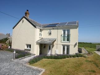 Twit Twoo a holiday cottage rental for 6 in Tintagel, 