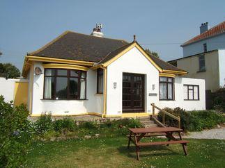 Ocean Retreat a holiday cottage rental for 4 in Penzance, 