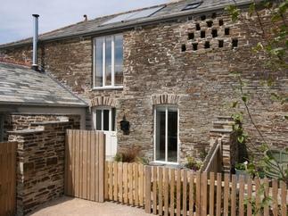 Sundowner a holiday cottage rental for 4 in Padstow, 