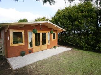 Snuggledown a holiday cottage rental for 2 in Falmouth, 