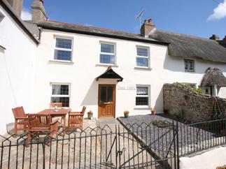Tea Cosy Cottage a holiday cottage rental for 4 in Bude, 