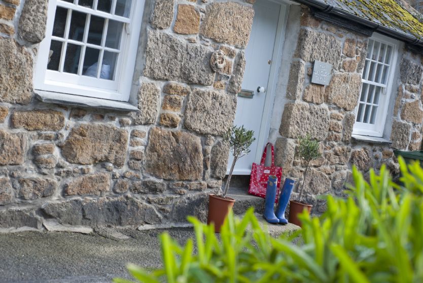 The Langley Tarne a holiday cottage rental for 2 in Mousehole, 
