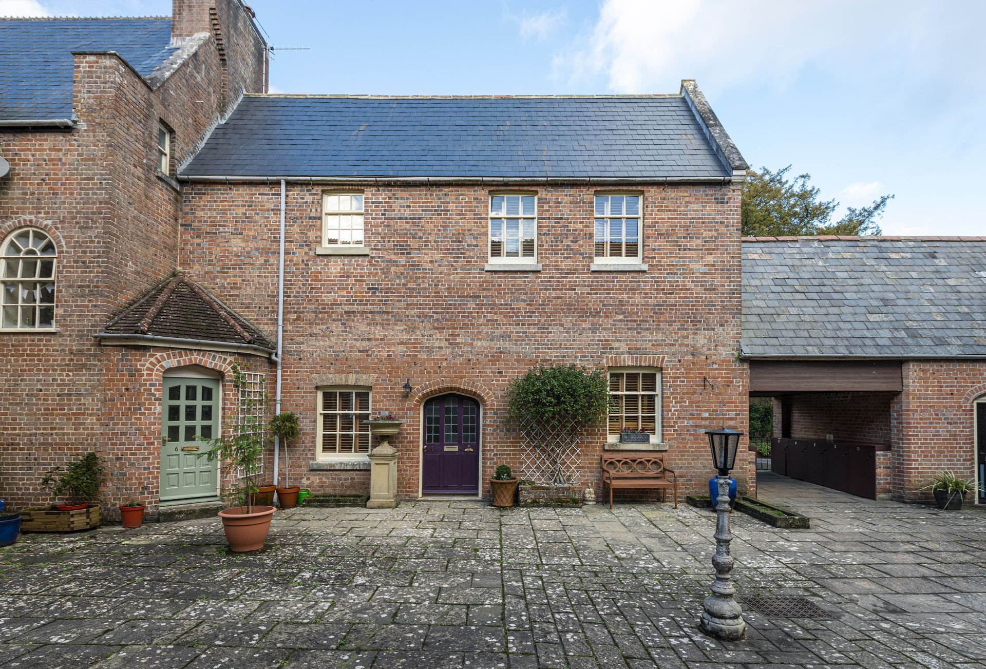 7 The Courtyard a holiday cottage rental for 4 in Dorchester and surrounding villages, 