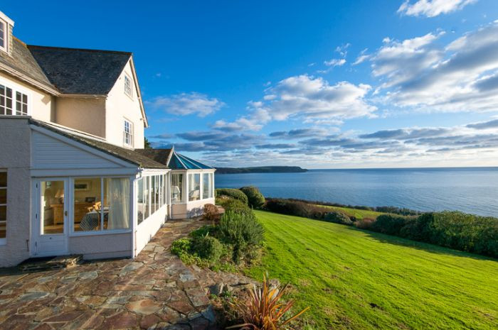 Farfield a holiday cottage rental for 8 in Portscatho, 