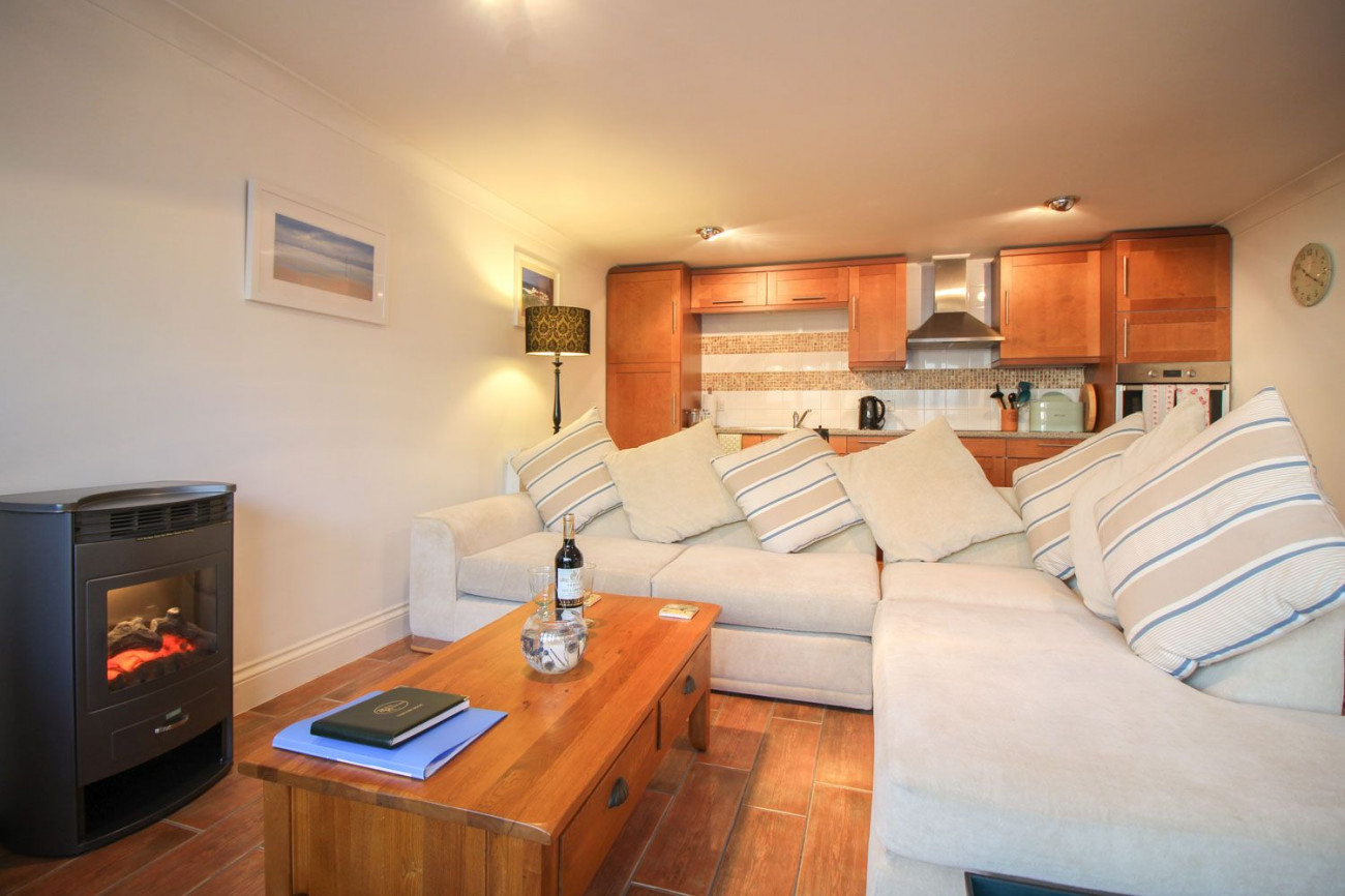 Dune Cottage at Rosevidney Manor a holiday cottage rental for 2 in Marazion, 