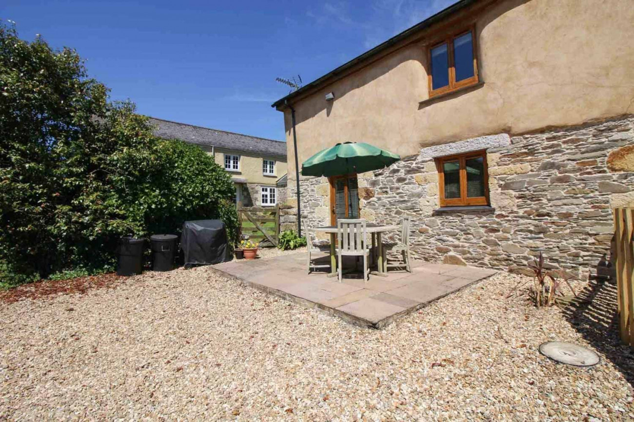 Little Carwinnick a holiday cottage rental for 4 in St Austell, 