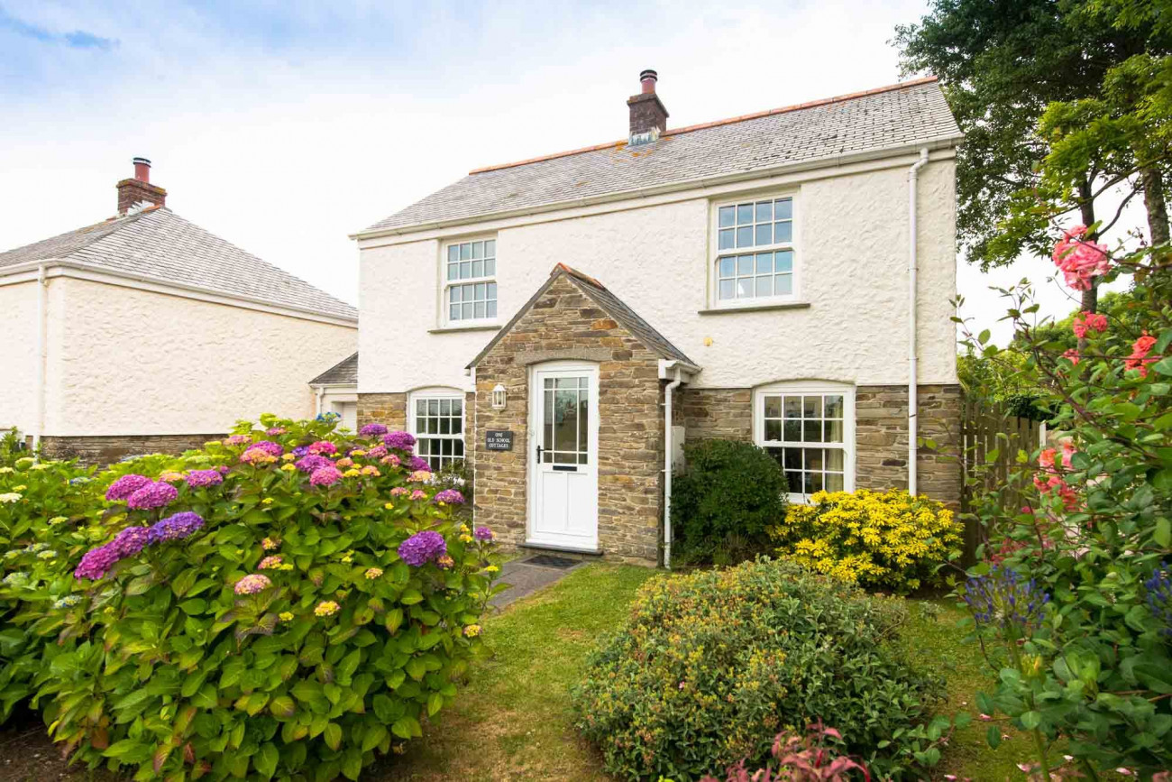 One Old School Cottages a holiday cottage rental for 6 in Portscatho, 