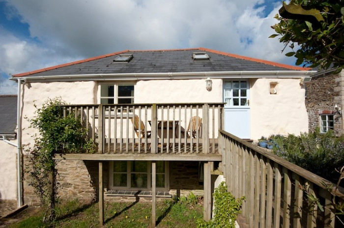 Moonlight a holiday cottage rental for 2 in Truro, 