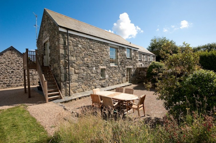 Skyber Lowen a holiday cottage rental for 6 in The Lizard, 