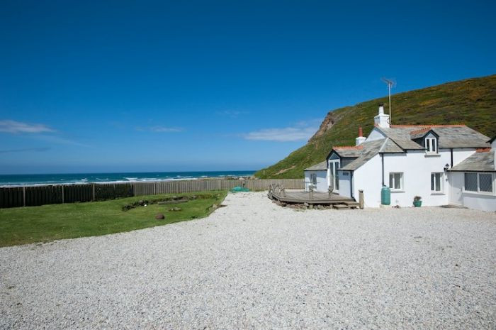 The Nook a holiday cottage rental for 6 in Bude, 