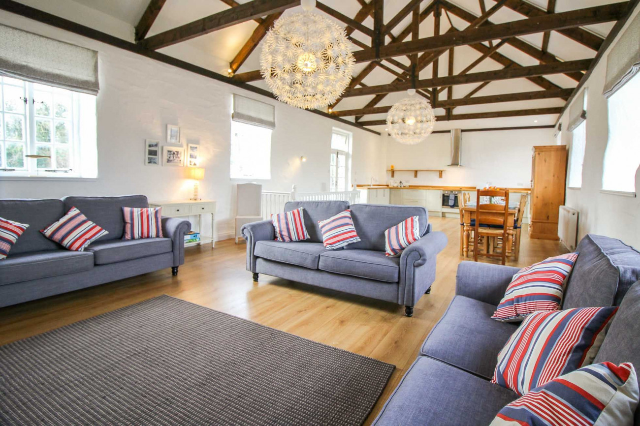 Stephen Davey Barn a holiday cottage rental for 8 in The Lizard, 