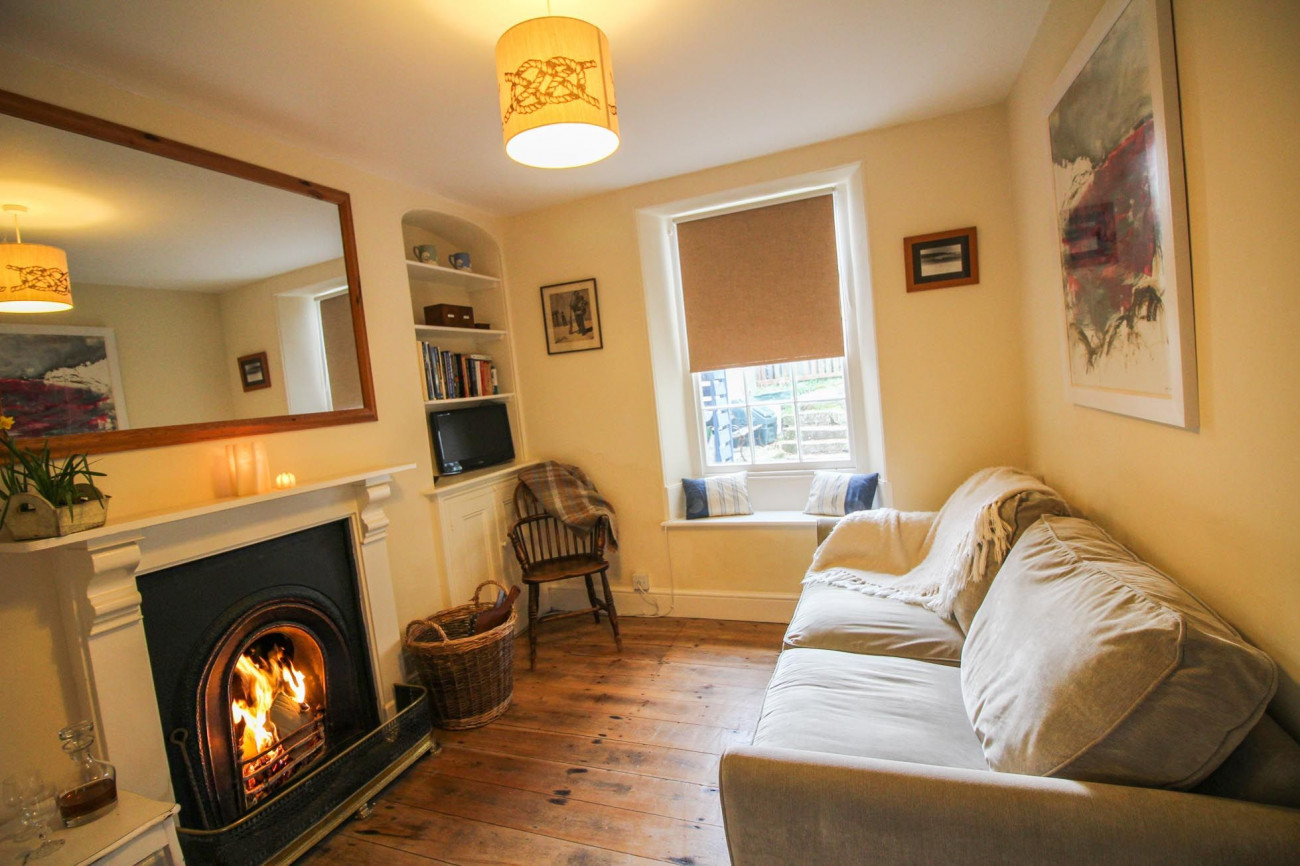 Mariners Cottage a holiday cottage rental for 5 in Mylor Bridge, 