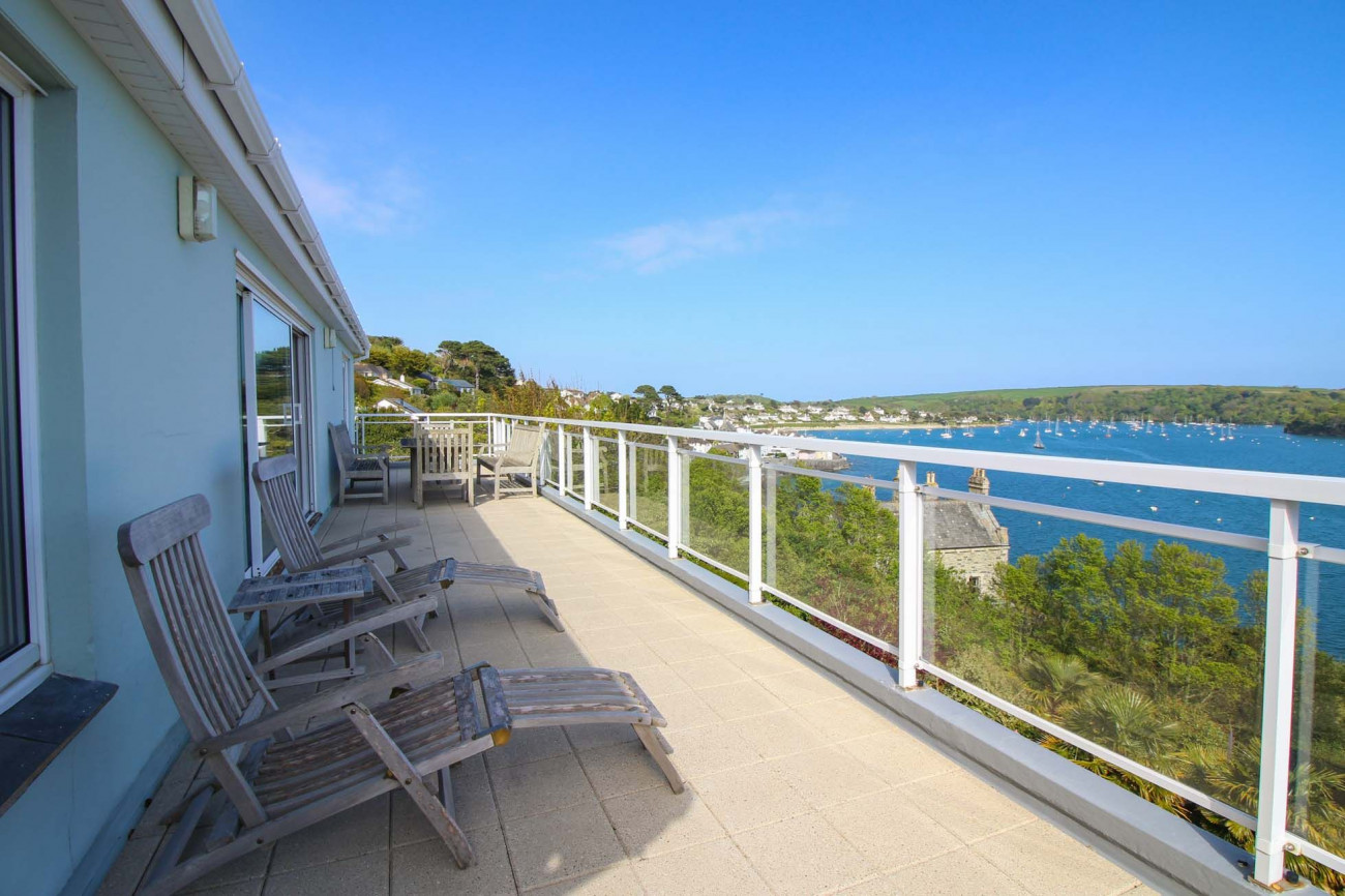 Fiddlers Green a holiday cottage rental for 12 in St Mawes, 
