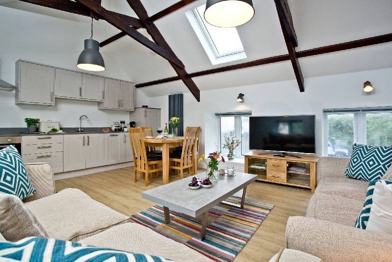 The Barn, 21 At The Beach a holiday cottage rental for 4 in Torcross, 