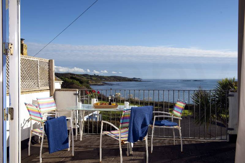 Little Trevara a holiday cottage rental for 4 in Marazion, 
