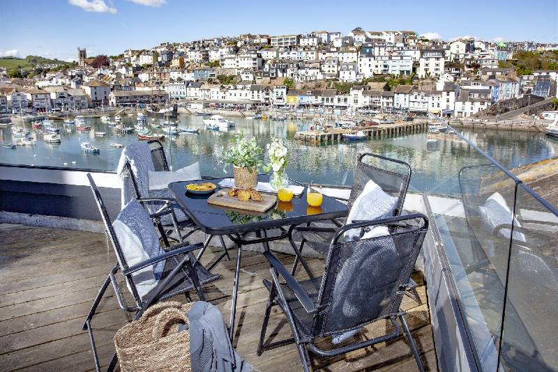 Kings Quay a holiday cottage rental for 6 in Brixham, 