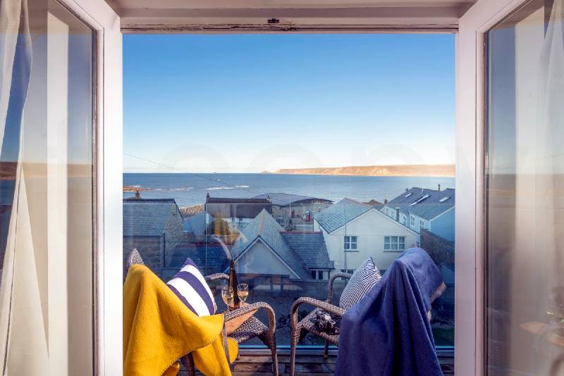 Details about a cottage Holiday at Sennen Surf Loft