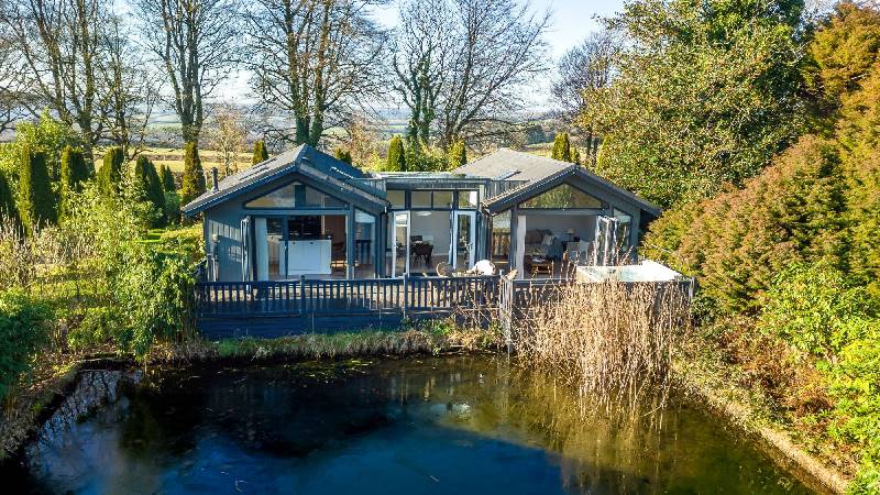 Berrynarbor Lodge, Kentisbury Grange a holiday cottage rental for 4 in Barnstaple, 