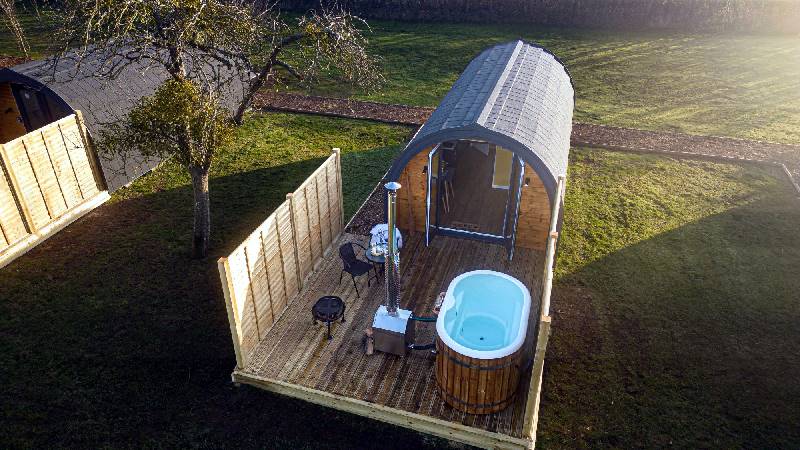 Honeycrisp, Apple Tree Glamping a holiday cottage rental for 2 in Wells, 