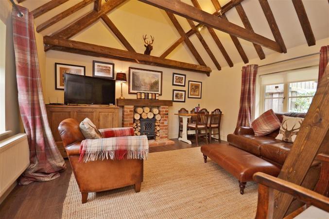 Bridge End Barn a holiday cottage rental for 4 in East Wellow, 
