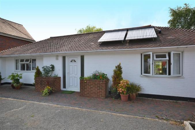 3 The Vinery a holiday cottage rental for 4 in East Wellow, 