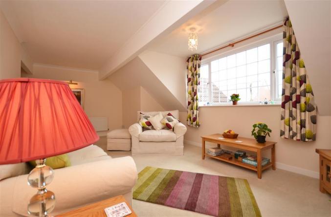 The Hideaway a holiday cottage rental for 4 in Milford on Sea, 