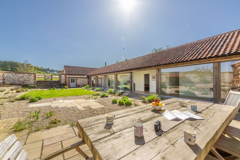 The Cart Shed a holiday cottage rental for 8 in Burnham Deepdale, 