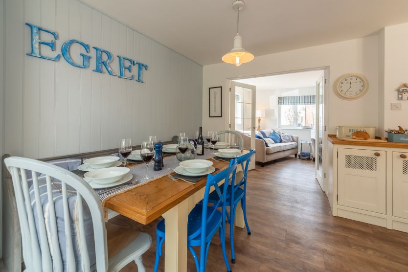 Egret a holiday cottage rental for 8 in South Creake, 