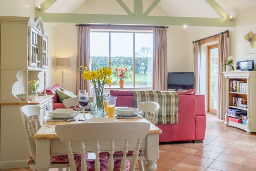 The Cart Lodge (6) a holiday cottage rental for 6 in Great Massingham, 