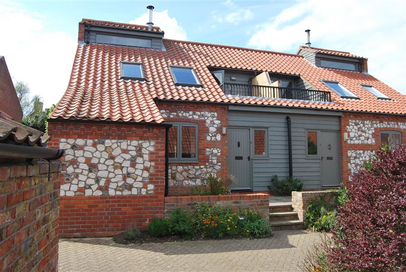 4 The Maltings a holiday cottage rental for 4 in Brancaster Staithe, 
