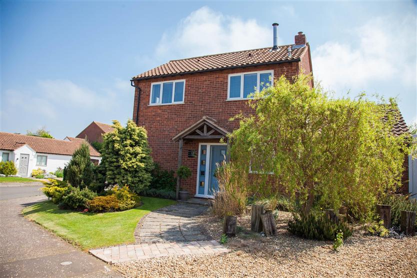 Driftwood House a holiday cottage rental for 8 in Brancaster, 