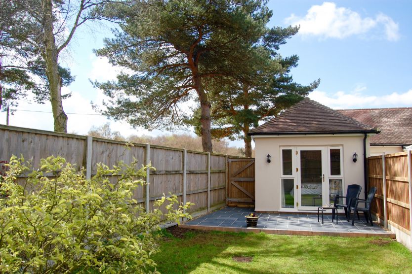 Little Birches a holiday cottage rental for 2 in Roydon, 