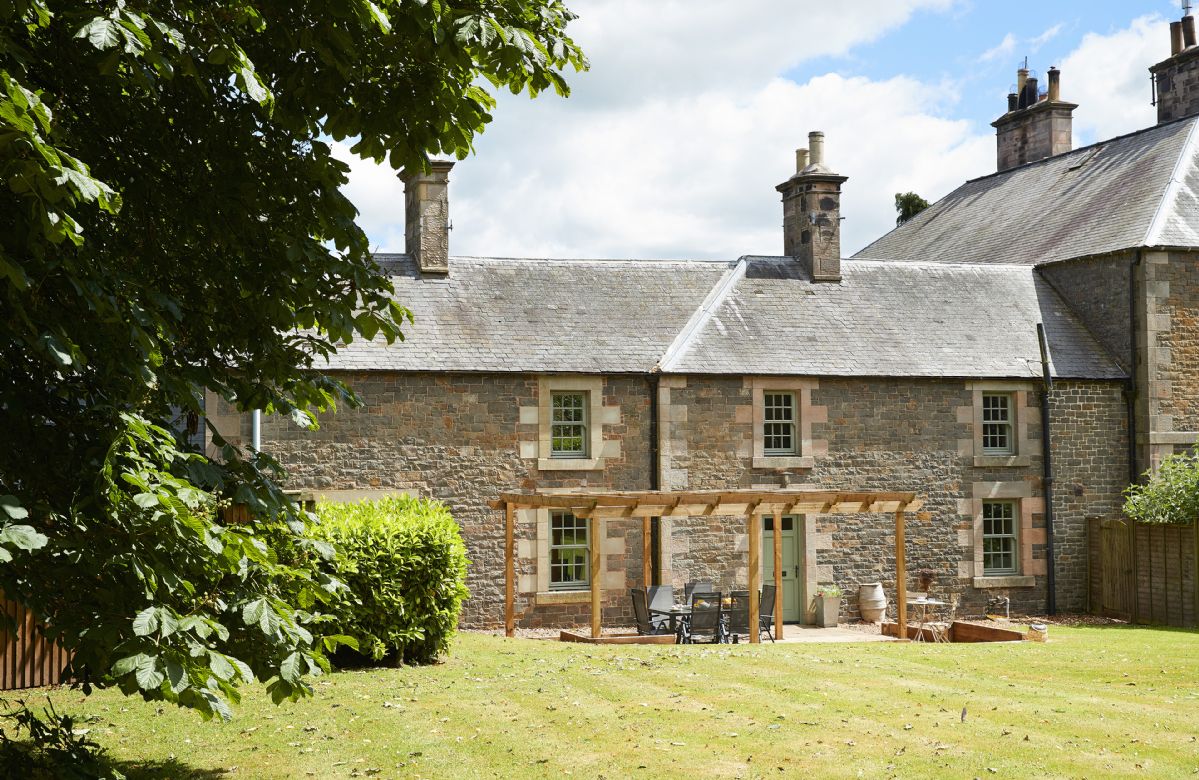 Courtyard House a holiday cottage rental for 6 in Kelso, 