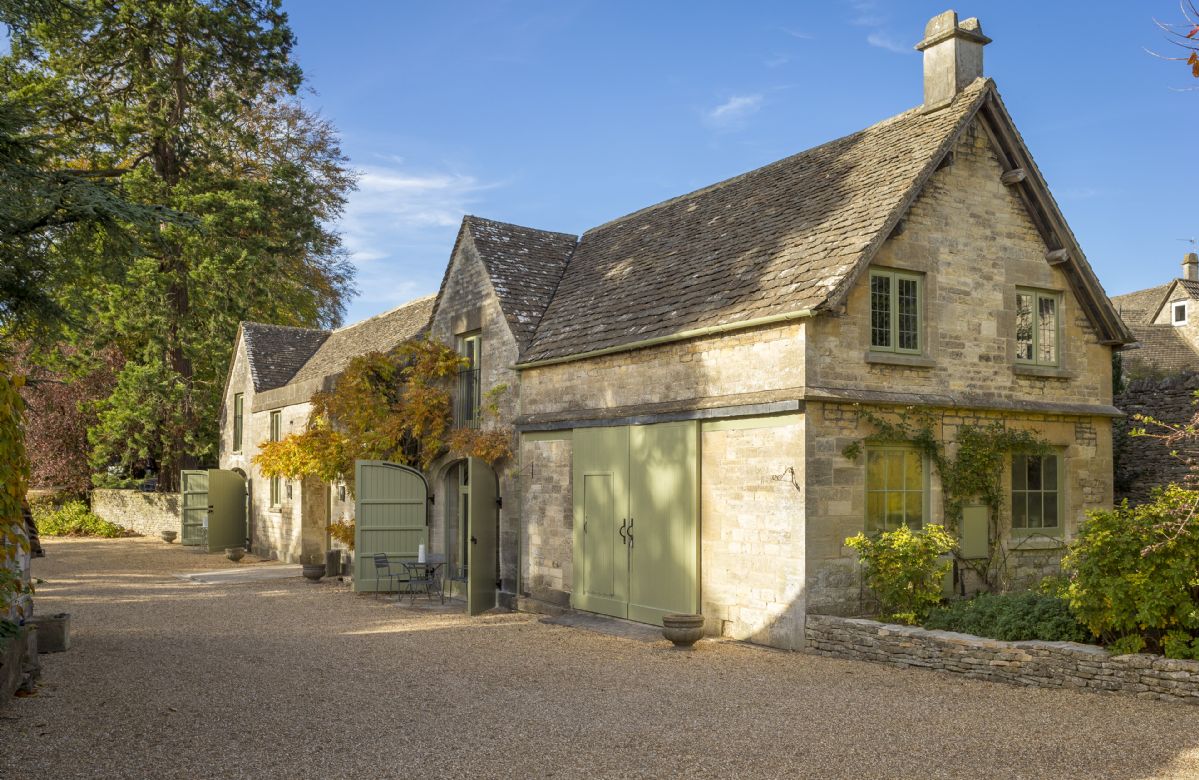 The Stables at The Lammas a holiday cottage rental for 4 in Minchinhampton, 